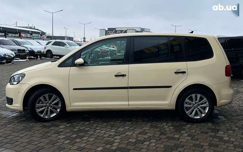 Volkswagen Touran 2015 - фото 4