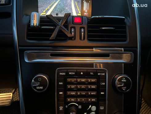 Volvo XC60 2013 серый - фото 28
