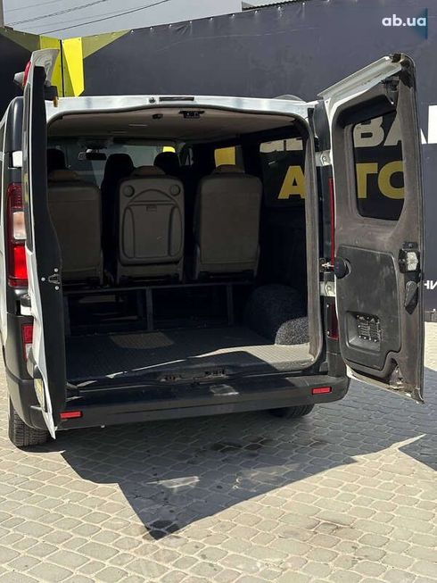 Renault Trafic 2015 - фото 18