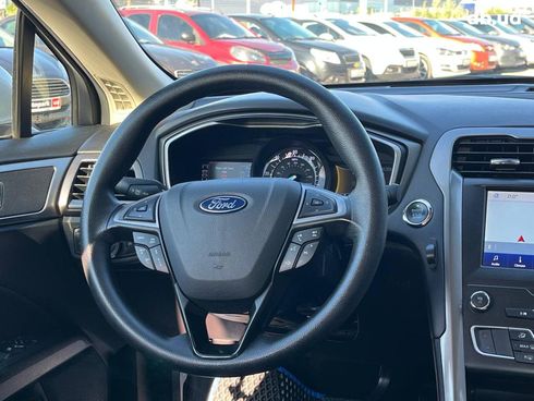 Ford Fusion 2019 серый - фото 30