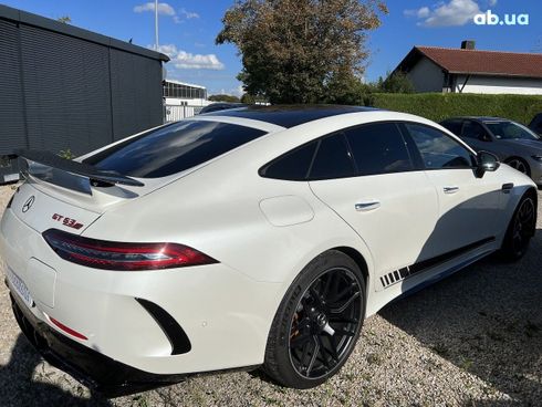 Mercedes-Benz AMG GT 4 2022 - фото 40