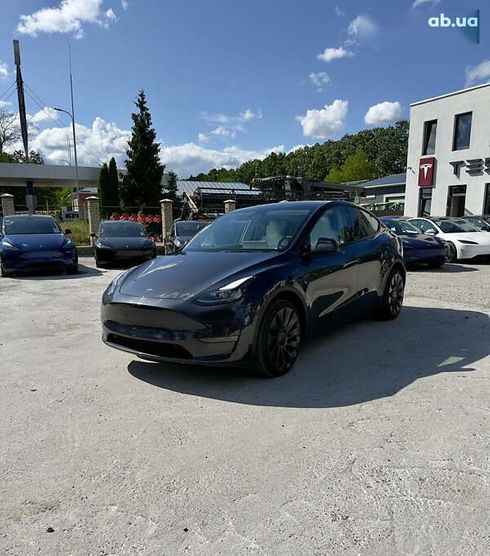 Tesla Model Y 2024 - фото 2