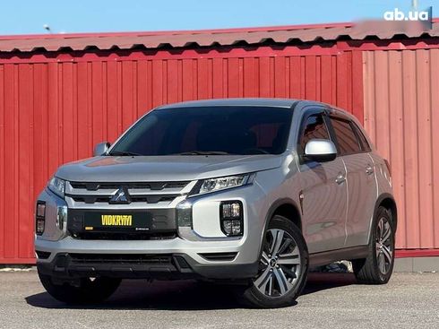Mitsubishi Outlander 2019 - фото 7