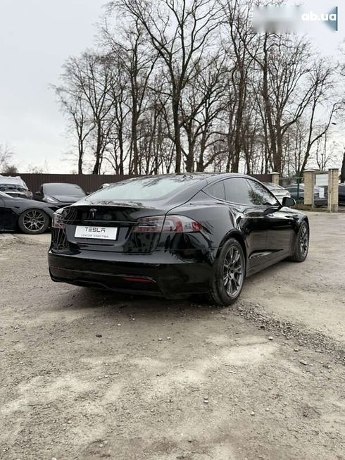 Tesla Model S 2021 - фото 13