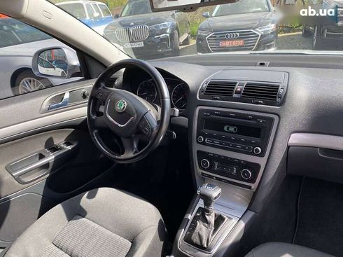 Skoda Octavia 2010 - фото 10