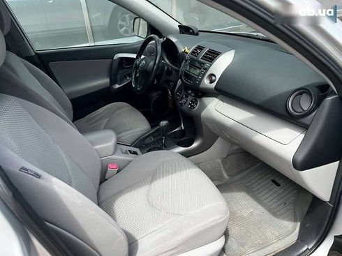 Toyota RAV4 2007 - фото 16