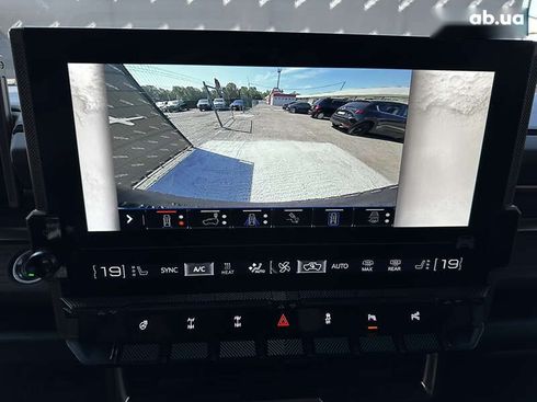 GMC Hummer EV 2024 - фото 26