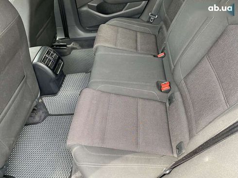 Volkswagen Passat 2017 - фото 12
