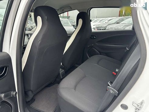 Renault Zoe 2020 - фото 21
