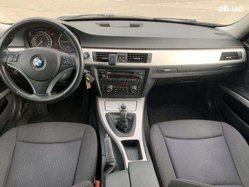 BMW 3 серия 2010 серый - фото 6