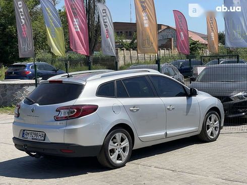 Renault Megane 2012 - фото 28