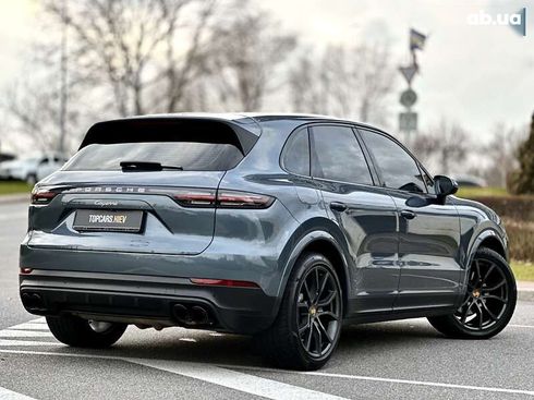 Porsche Cayenne 2018 - фото 8