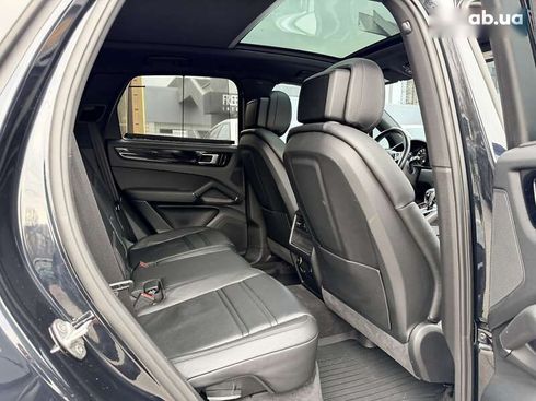 Porsche Cayenne 2019 - фото 19