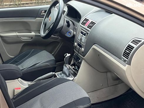 Geely Emgrand 7 2011 бежевый - фото 32