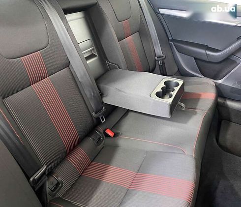Skoda Octavia 2018 - фото 20