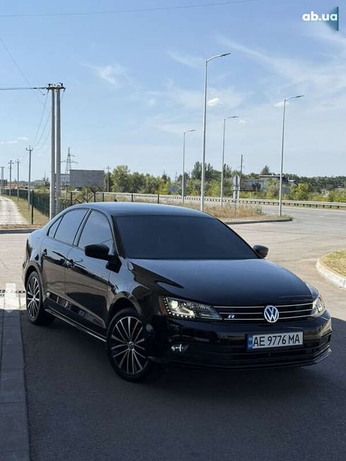 Volkswagen Jetta 2016 - фото 3