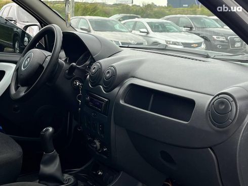 Renault Duster 2010 белый - фото 21