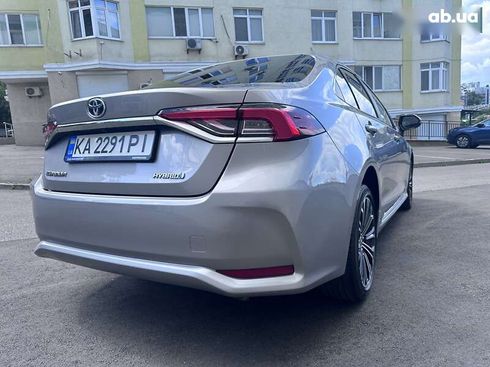 Toyota Corolla 2020 - фото 26
