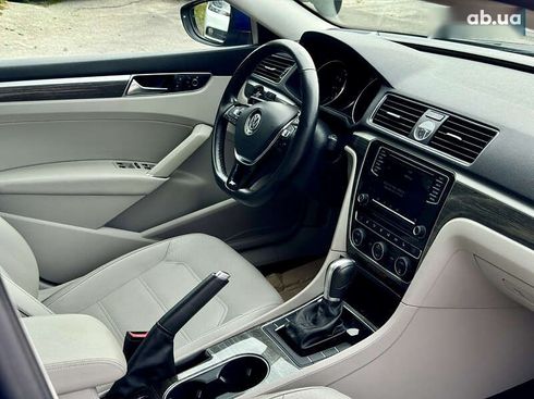 Volkswagen Passat 2016 - фото 2