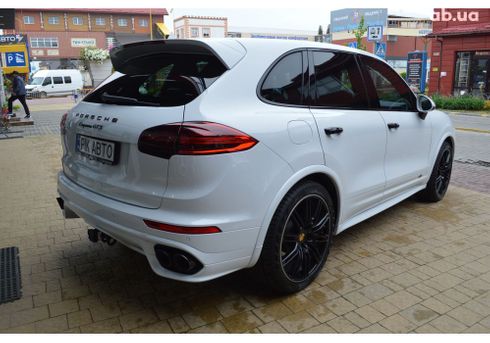 Porsche Cayenne 2016 белый - фото 4