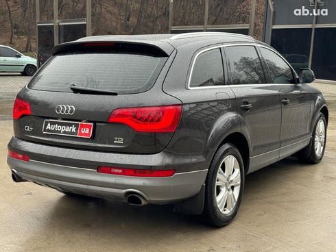 Audi Q7 2013 серый - фото 8