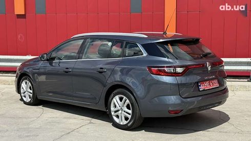 Renault Megane 2020 - фото 16
