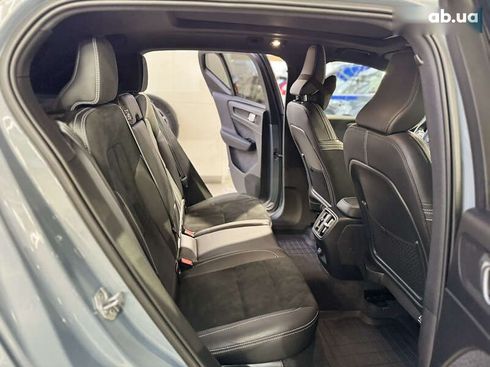 Volvo XC40 2021 - фото 20