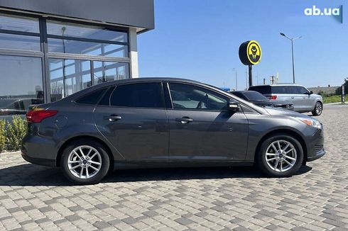 Ford Focus 2015 - фото 8