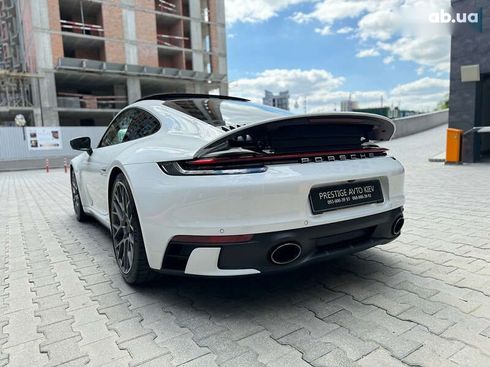 Porsche 911 2019 - фото 25