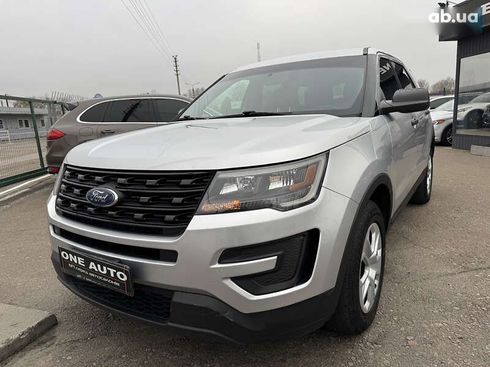 Ford Explorer 2018 - фото 2