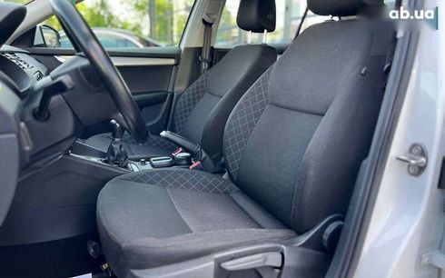 Skoda Octavia 2019 - фото 12