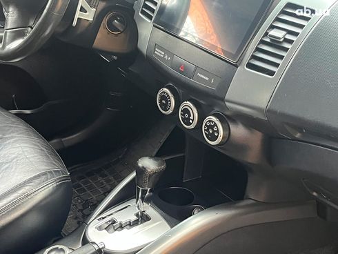 Mitsubishi Outlander XL 2008 черный - фото 17