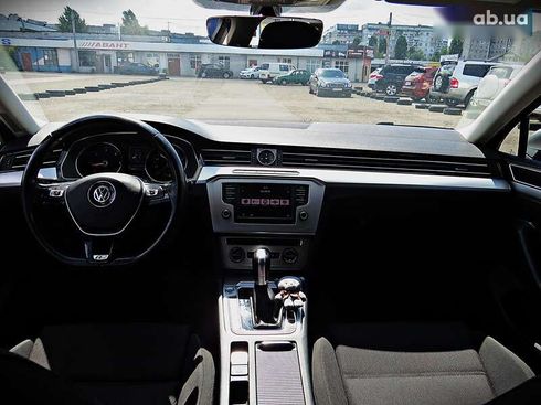 Volkswagen Passat 2017 - фото 15