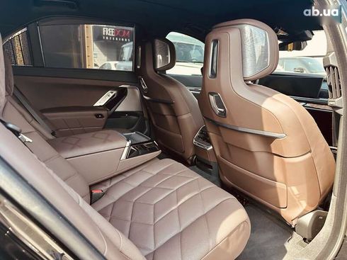 BMW 7 серия 2024 - фото 19