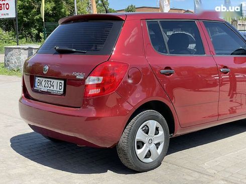 Skoda Fabia 2008 - фото 16