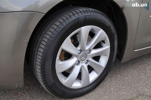 Citroёn C4 Picasso 2011 - фото 10