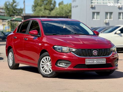 Fiat Tipo 2019 красный - фото 18