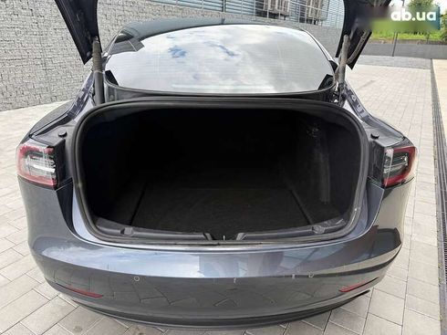 Tesla Model 3 2022 - фото 18