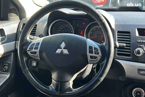 Mitsubishi Lancer 2009 - фото 15