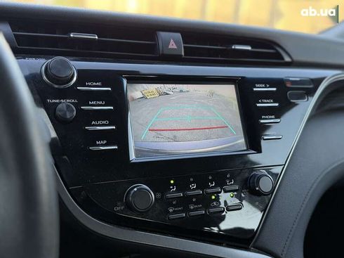 Toyota Camry 2019 - фото 23