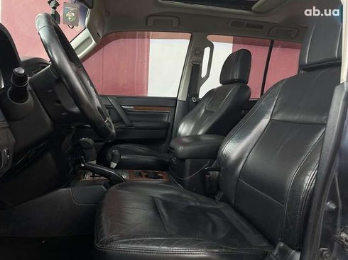 Mitsubishi Pajero Wagon 2008 - фото 12