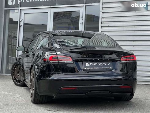Tesla Model S 2023 - фото 7
