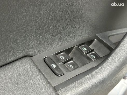 Skoda Octavia 2018 серый - фото 10