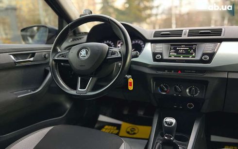 Skoda Fabia 2015 - фото 12