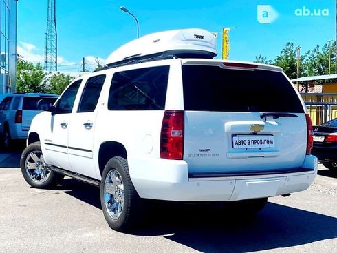 Chevrolet Suburban 2013 - фото 3