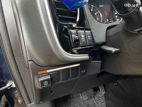 Mitsubishi Outlander 2016 синий - фото 39