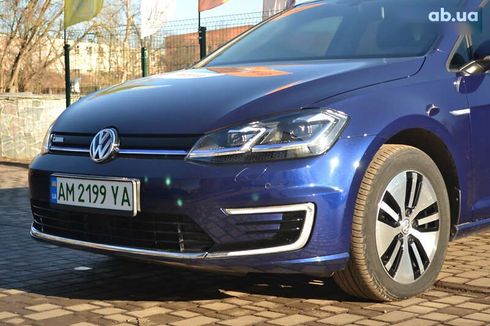 Volkswagen e-Golf 2020 - фото 11