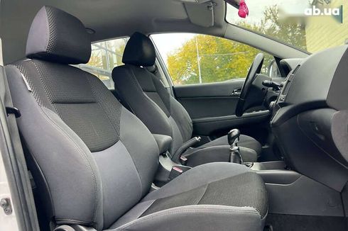 Hyundai i30 2010 - фото 9