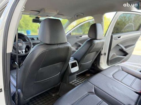 Volkswagen Passat 2014 - фото 29