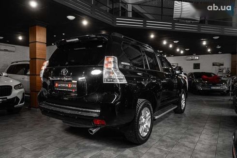 Toyota Land Cruiser Prado 2010 - фото 29